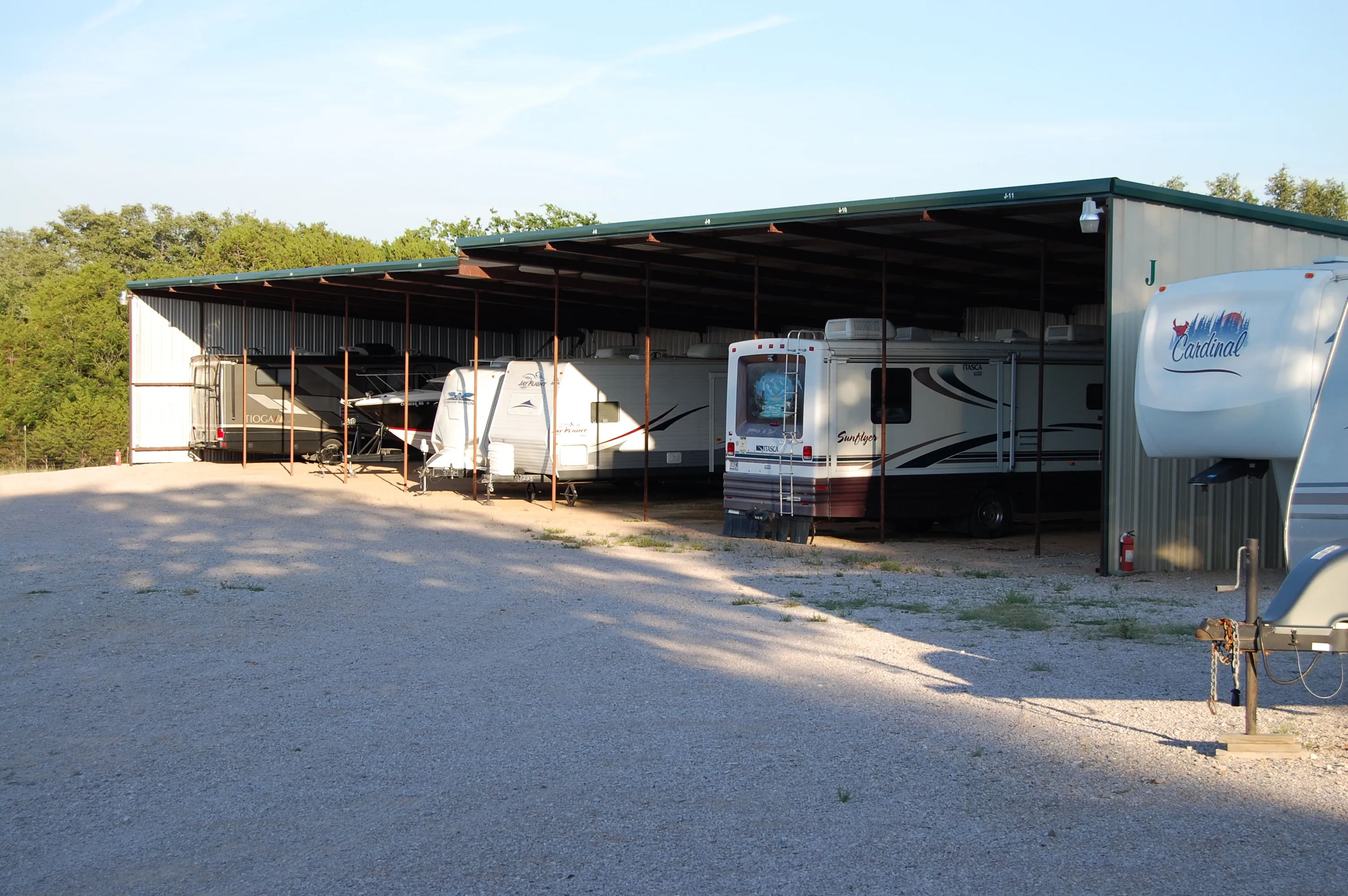 Storage Facilities metal building photo 3